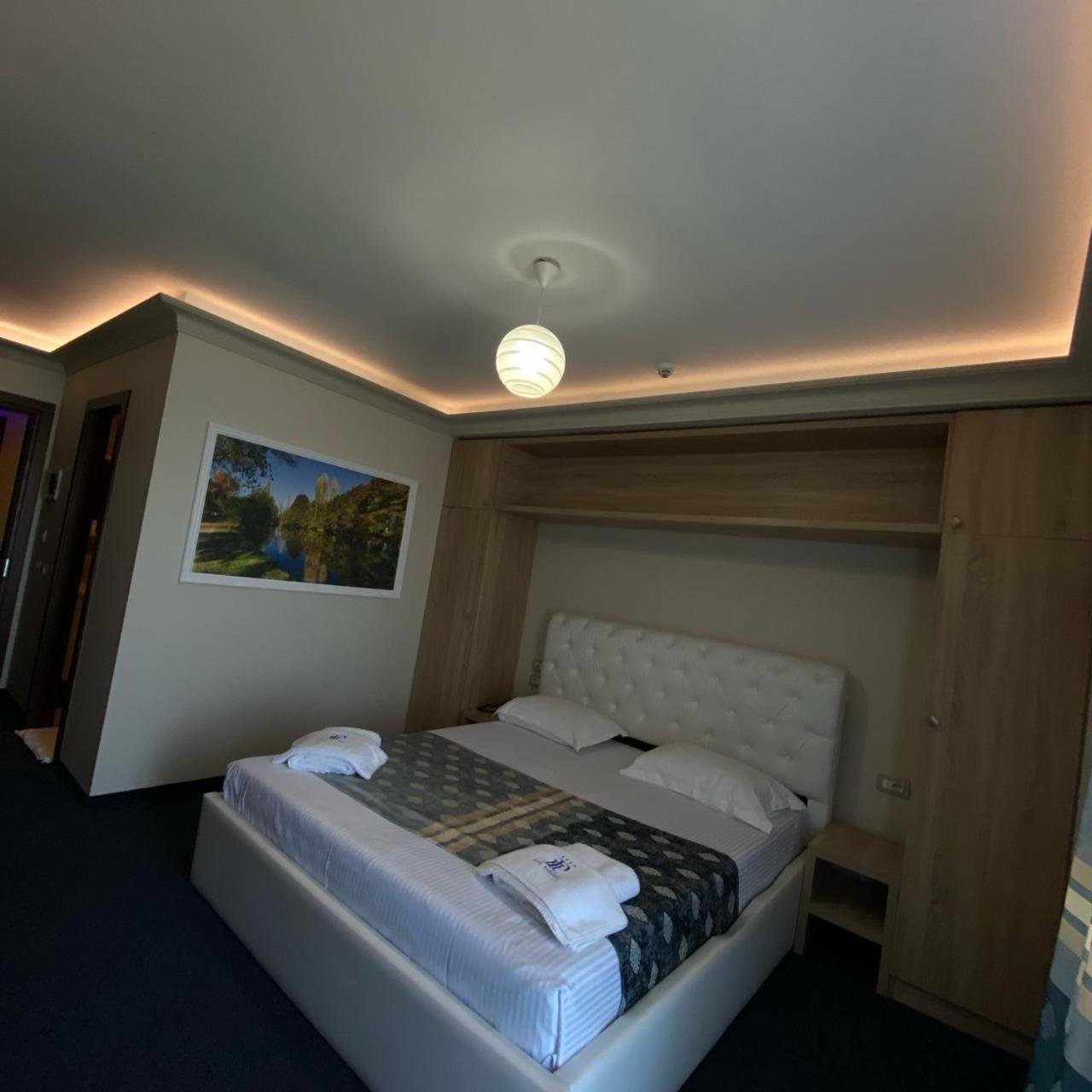 Hotel Pogradeci 2 Tushemisht Экстерьер фото