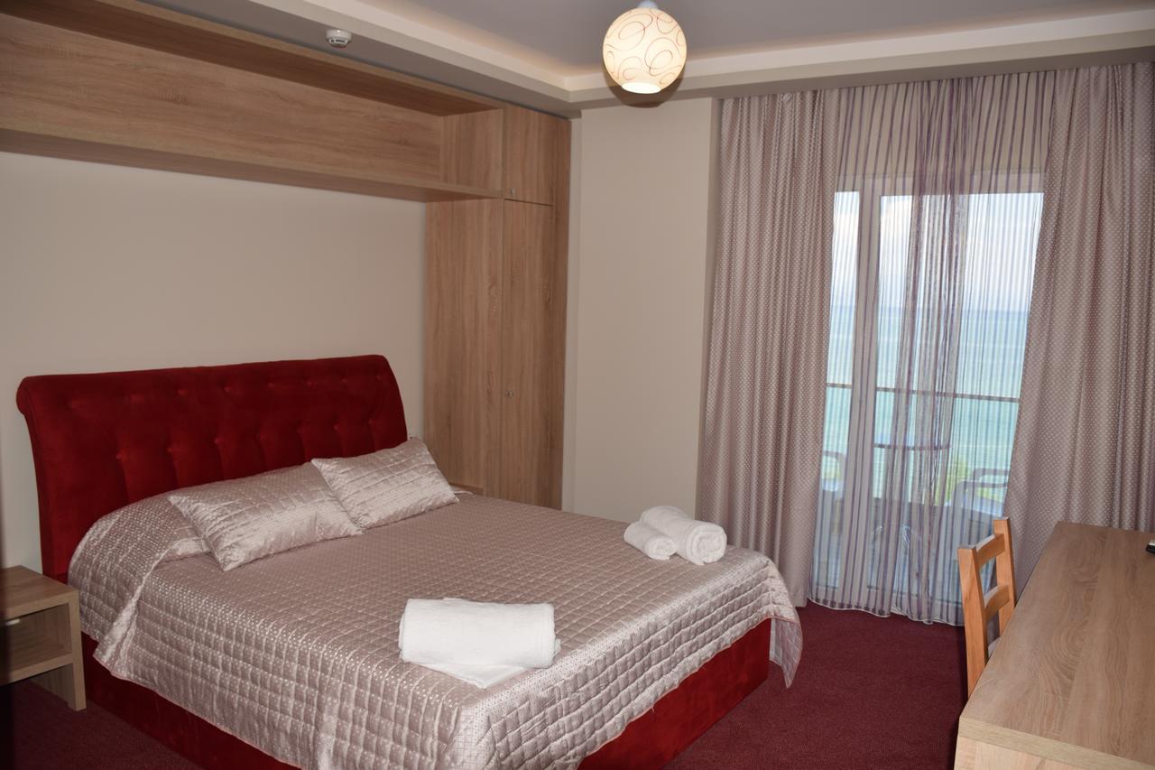 Hotel Pogradeci 2 Tushemisht Экстерьер фото